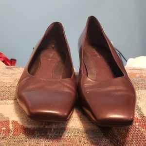 Easy spirit flats $8 when bundling 2-5 things.